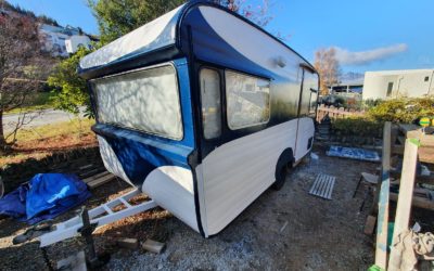 retro caravan renovation