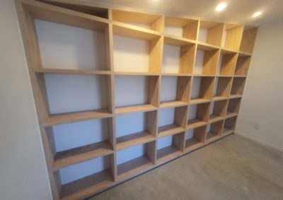 wall book shelf done